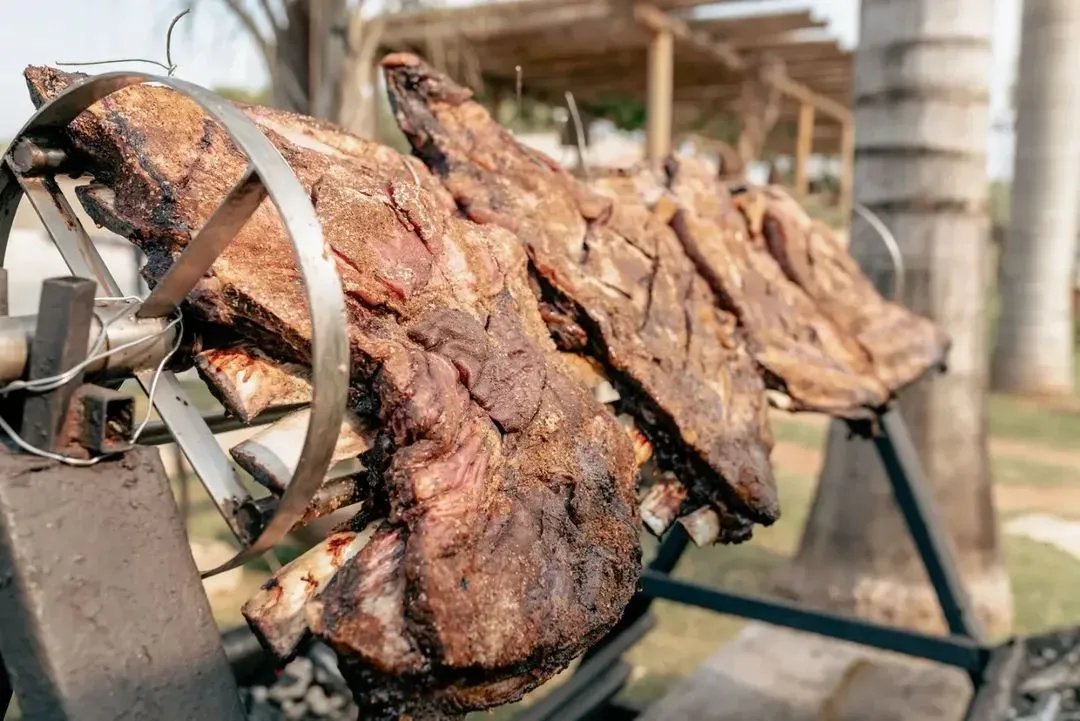 Comitiva Brasão Dourado Buffet e Churrascaria Móvel — foto 5