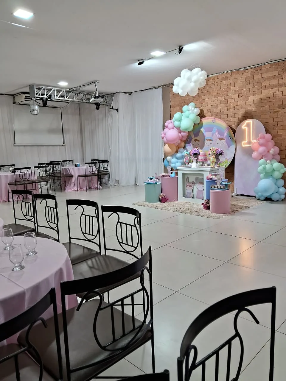 Buffet Corujinha EKR Eventos — foto 3