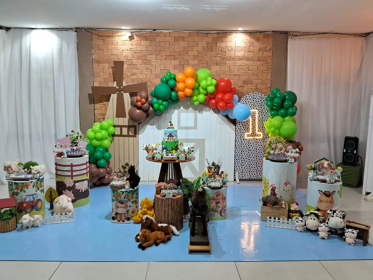 Buffet Corujinha EKR Eventos — foto 26