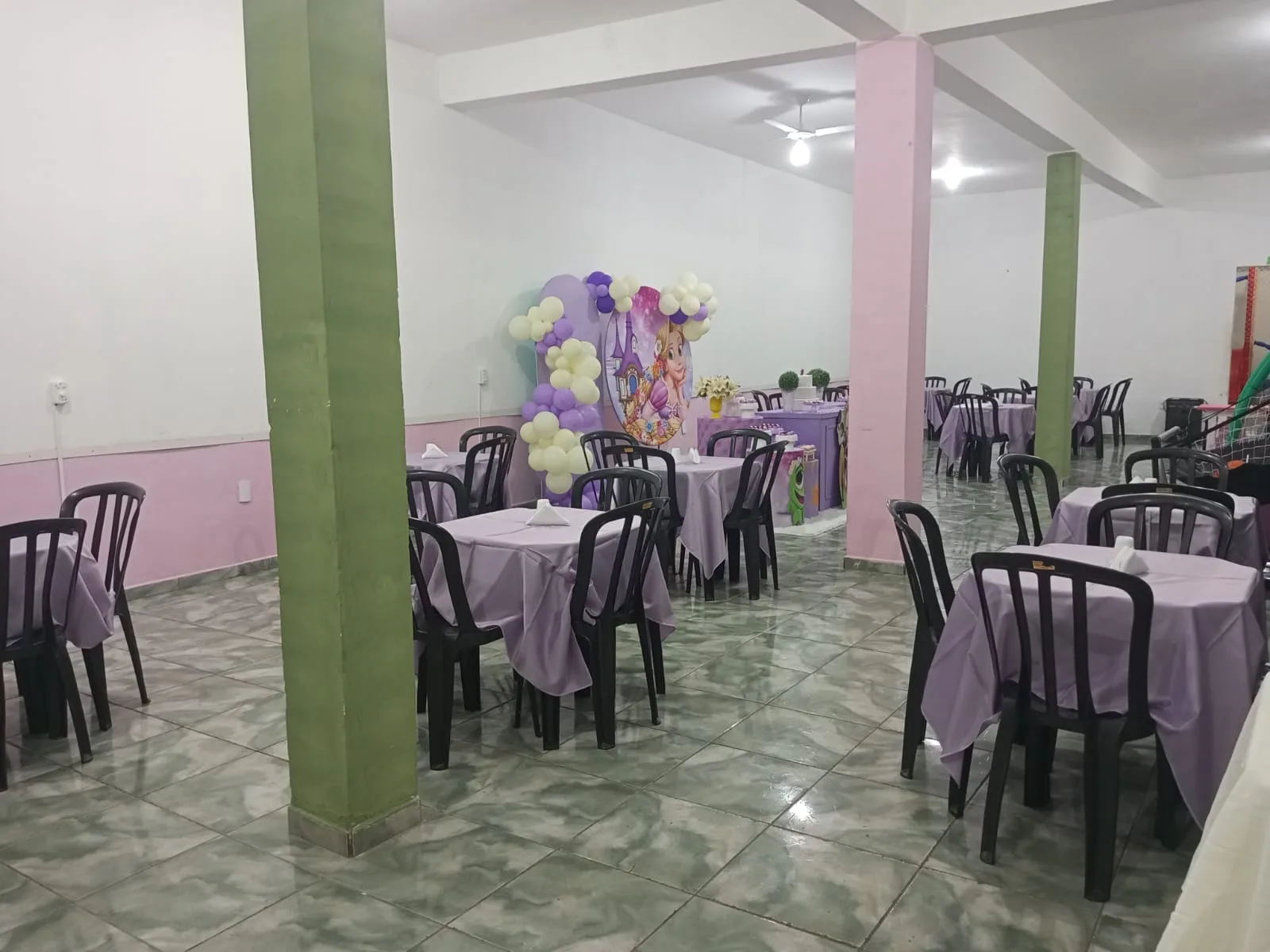 Sapo-lelê Buffet Infantil — foto 1